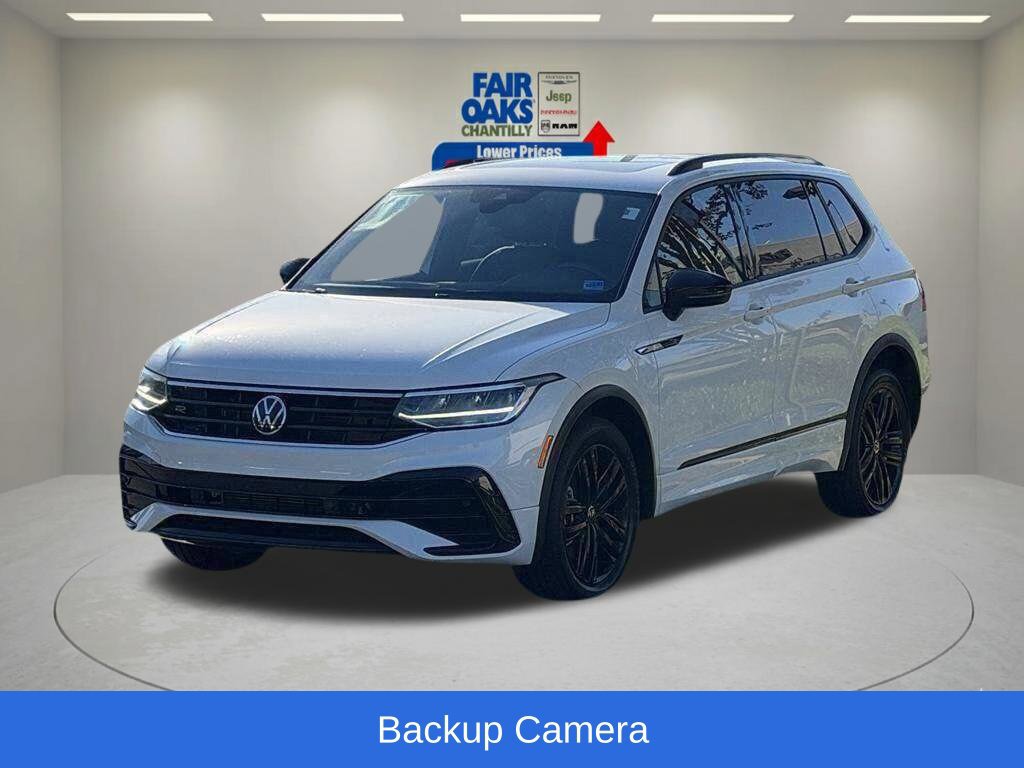 Used 2022 Volkswagen Tiguan SE R-Line FWD image 3