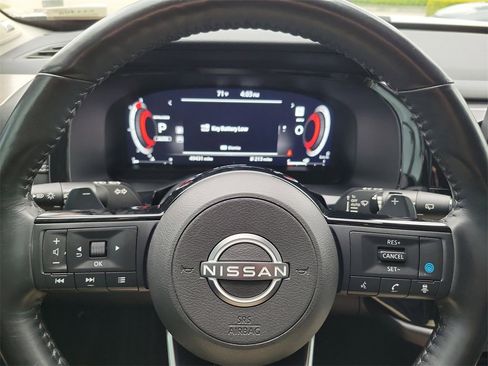 Used 2024 Nissan Pathfinder Platinum w/ Cargo Package image 24