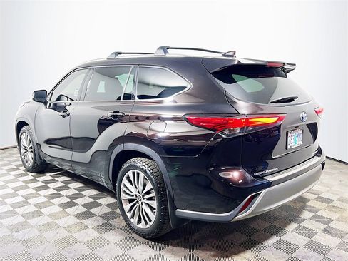 Certified 2020 Toyota Highlander Platinum image 6