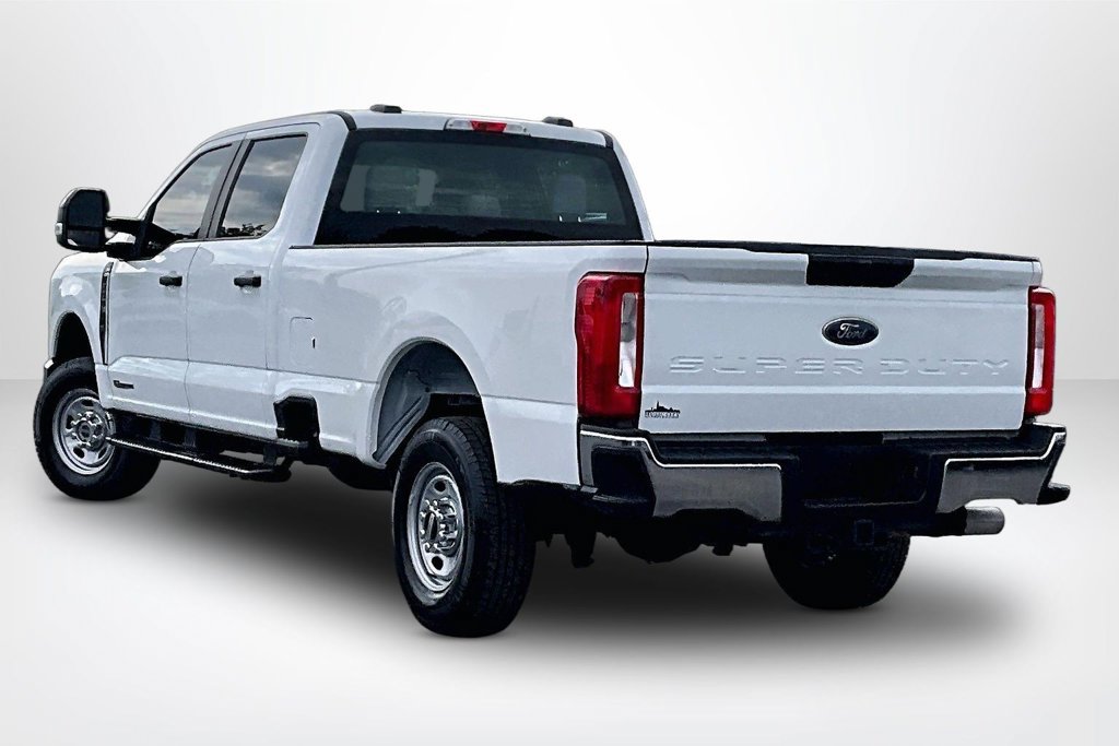 Used 2024 Ford F250 XL w/ FX4 Off-Road Package AWD/4WD image 5