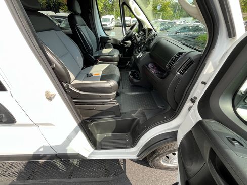 Used 2023 RAM ProMaster 2500 w/ Premium Convenience Group (B) image 27