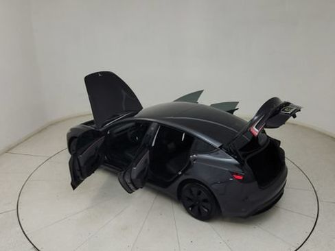 Used 2025 Tesla Model 3 RWD image 33