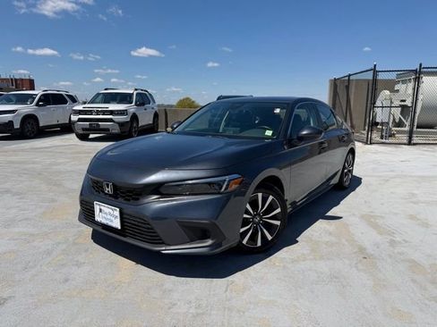 Certified 2023 Honda Civic EX-L image 1