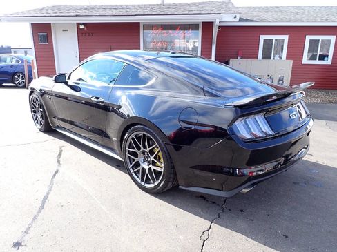 Used 2017 Ford Mustang GT Premium w/ GT Performance Package image 4