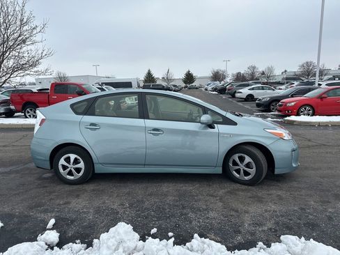 Used 2014 Toyota Prius One image 12