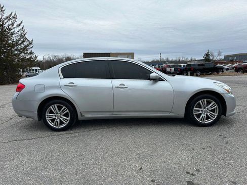 Used 2011 INFINITI G25 x w/ Moonroof Pkg AWD/4WD image 4