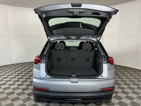 New 2027 Chevrolet Bolt LT w/ Comfort Package FWD image 8