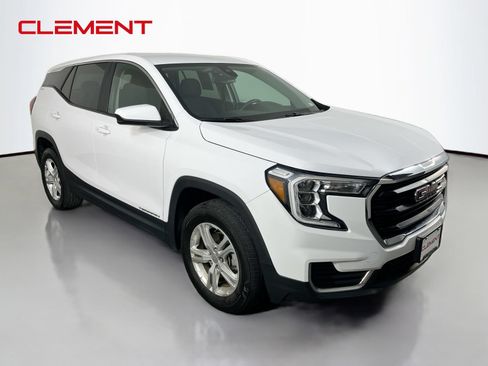 Used 2024 GMC Terrain SLE AWD/4WD image 3