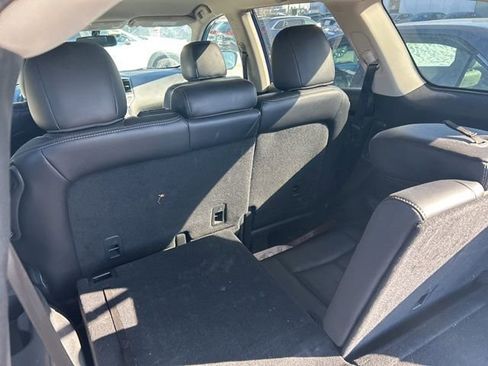 Used 2018 Nissan Pathfinder SL image 24