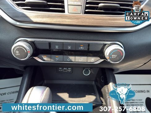 Used 2024 Nissan Altima 2.5 SV FWD image 20