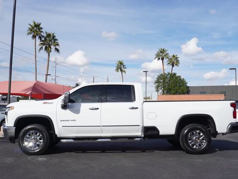 Certified 2023 Chevrolet Silverado 3500 LTZ w/ LTZ Convenience Package image 2