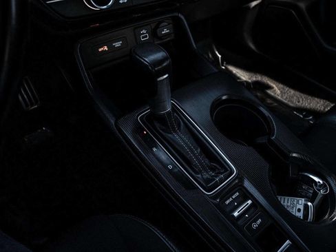 Used 2024 Honda Civic Sport image 18