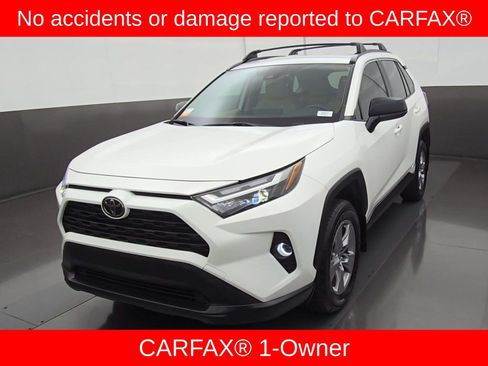 Certified 2025 Toyota RAV4 LE AWD/4WD image 3