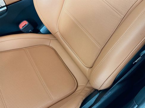 Certified 2025 Mercedes-Benz C 300 Sedan image 21