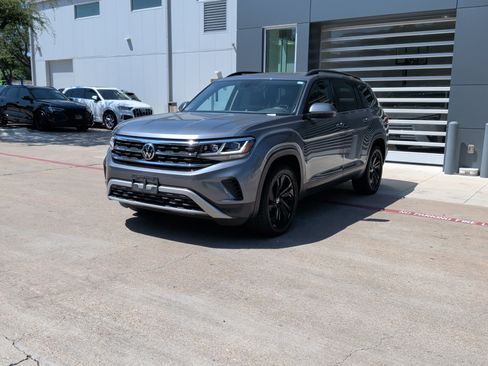 Used 2021 Volkswagen Atlas SE AWD/4WD image 5