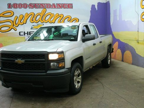 Used 2014 Chevrolet Silverado 1500 W/T image 2
