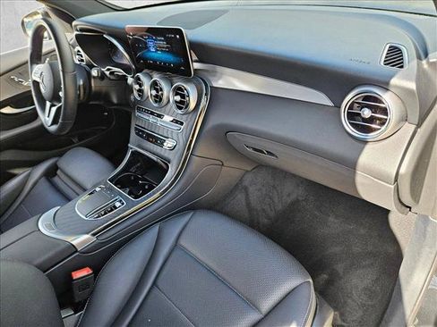 Certified 2022 Mercedes-Benz GLC 300 image 20