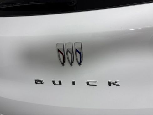 Certified 2024 Buick Encore GX Sport Touring FWD image 18
