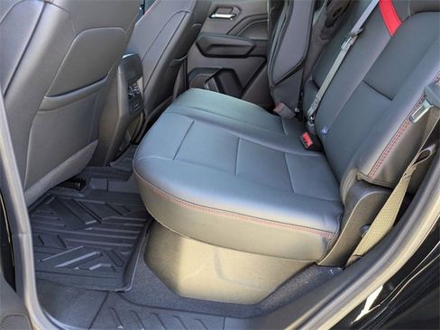 New 2025 Chevrolet Colorado Z71 w/ Midnight Edition image 28