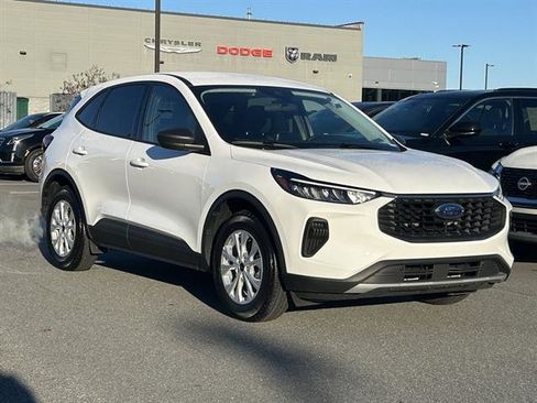 Used 2025 Ford Escape Active image 5