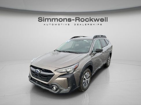 Used 2024 Subaru Outback Premium image 1