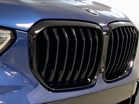 Used 2021 BMW X5 M50i w/ Executive Package AWD/4WD image 32