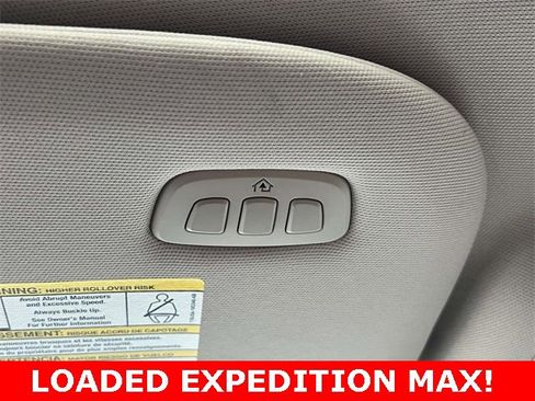 Used 2022 Ford Expedition Max Limited image 30