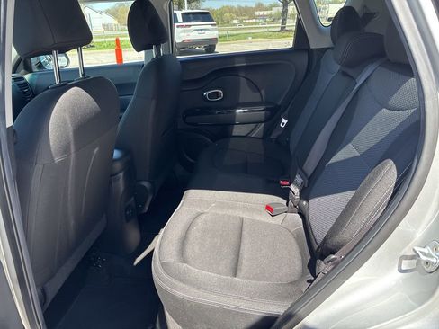 Used 2017 Kia Soul + w/ Audio Package FWD image 38
