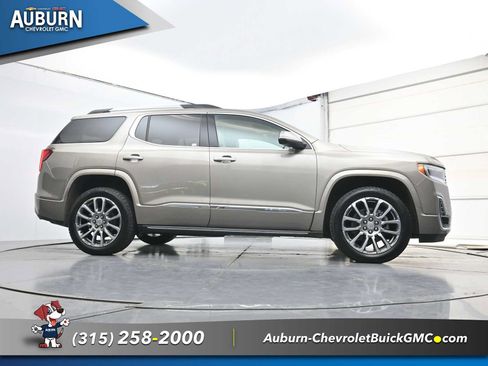 Used 2023 GMC Acadia Denali w/ Denali Technology Package AWD/4WD image 27