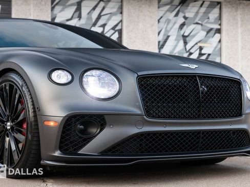 Used 2022 Bentley Continental GT Speed image 2