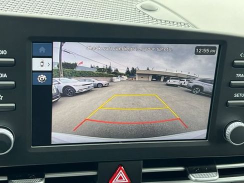 New 2026 Hyundai Elantra SE FWD image 17