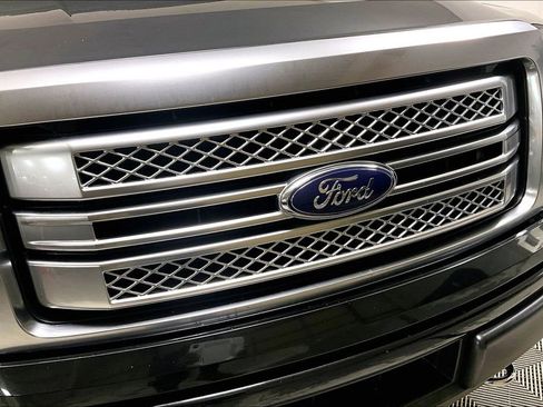 Used 2014 Ford F150 Platinum image 30