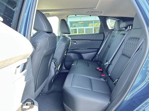 New 2026 Nissan Murano Platinum AWD/4WD image 16