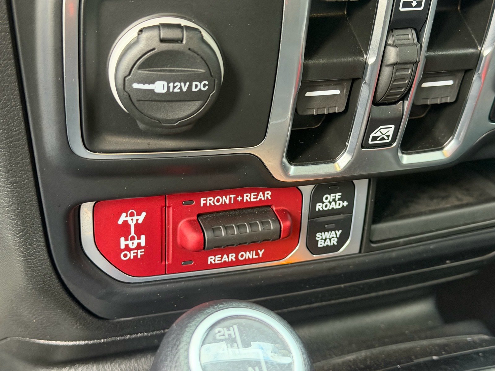 Used 2023 Jeep Gladiator Rubicon w/ LED Lighting Group AWD/4WD image 28