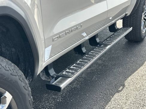 New 2026 GMC Canyon Denali AWD/4WD image 14