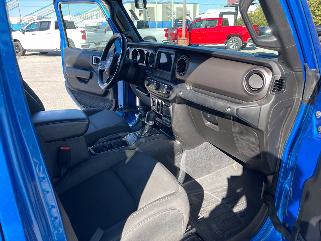 Used 2020 Jeep Gladiator Sport w/ Quick Order Package 24S AWD/4WD image 19