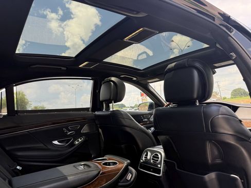 Used 2018 Mercedes-Benz S 560 Sedan image 28