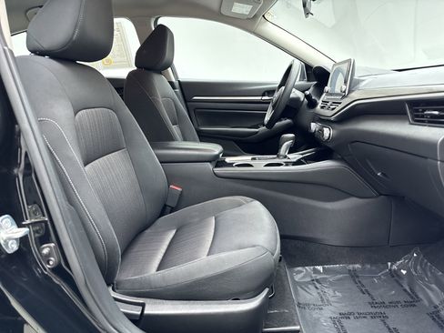 Used 2023 Nissan Altima 2.5 SV AWD/4WD image 16