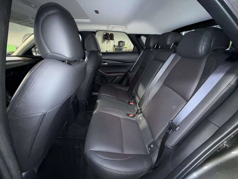 Used 2024 MAZDA CX-30 AWD 2.5 S w/ Premium Package image 19