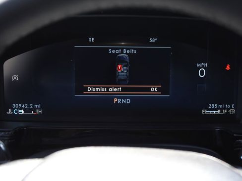 Used 2023 Lincoln Corsair AWD w/ Equipment Group 101A image 13