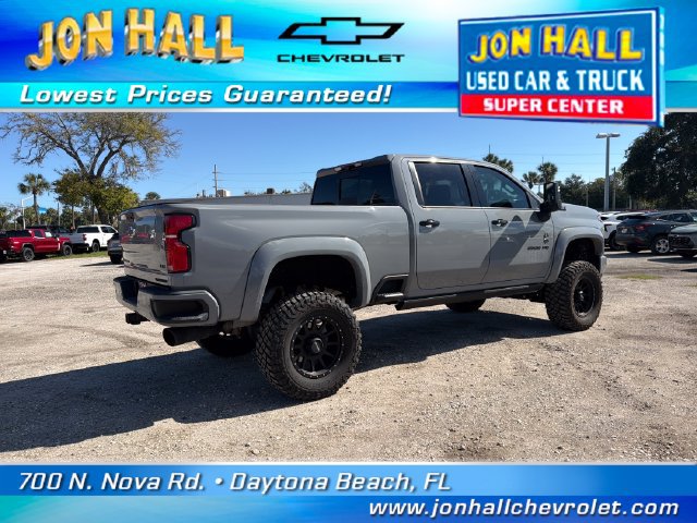 Used 2024 Chevrolet Silverado 2500 LTZ w/ LTZ Plus Package AWD/4WD image 11