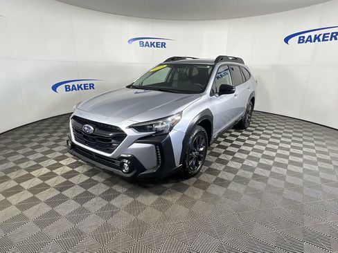 Used 2025 Subaru Outback Onyx Edition AWD/4WD image 5