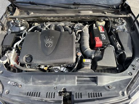 Used 2019 Toyota Avalon Touring image 35