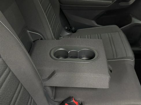 Used 2023 Volkswagen Tiguan S image 35