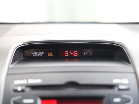 Used 2011 Kia Sorento 2WD image 33