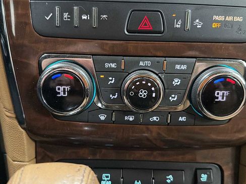 Used 2017 Buick Enclave Premium image 21