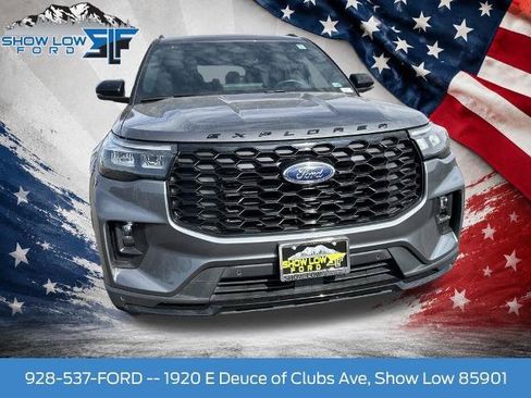 Certified 2025 Ford Explorer ST-Line AWD/4WD image 2