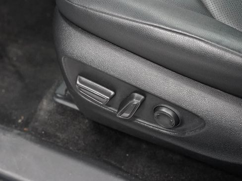 Used 2025 Toyota Grand Highlander AWD image 22