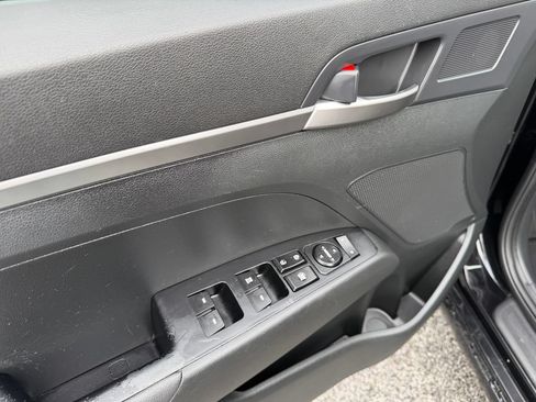 Used 2020 Hyundai Elantra SE w/ Cargo Package (C1) FWD image 26