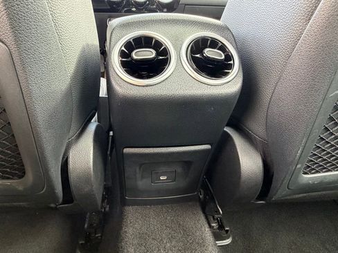 Used 2025 Mercedes-Benz CLA 250 image 31